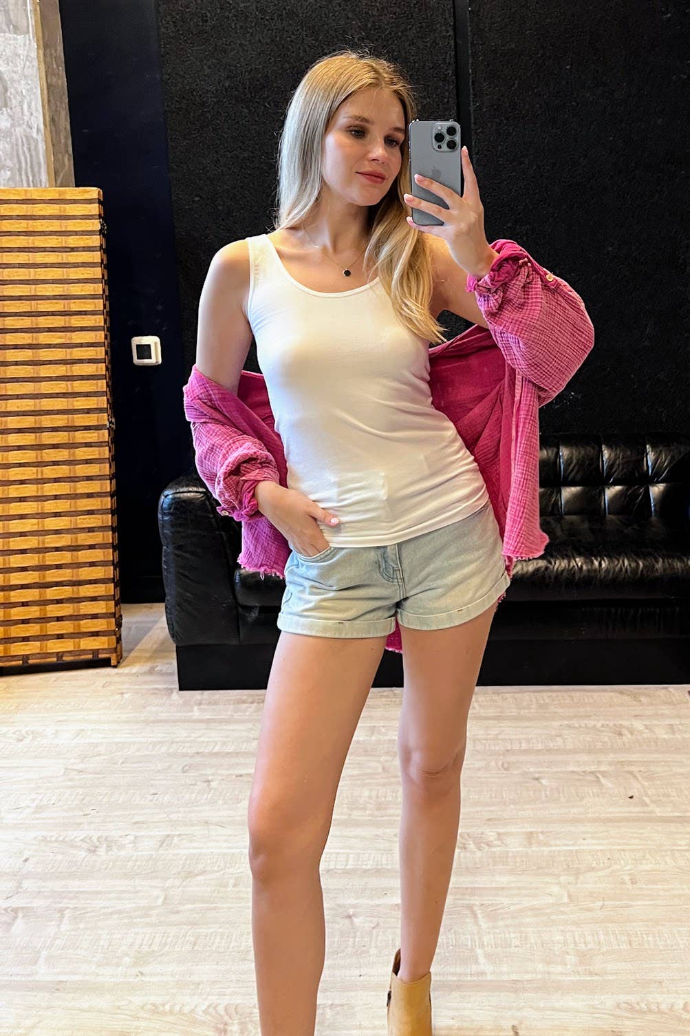 42POPS - ",,..2 Way V-neck/Scoop neck Seamless Tank