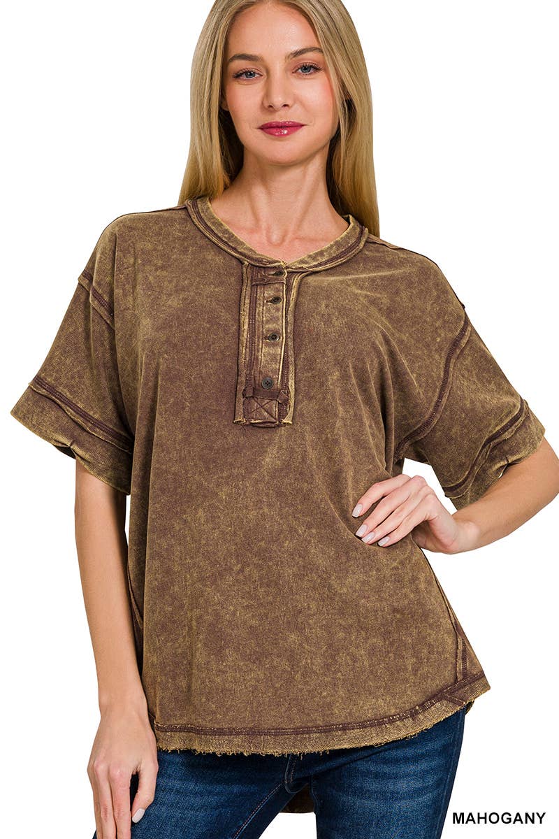 42POPS - .SI-26055 Washed Raw Edge Detailed Button Closure Top