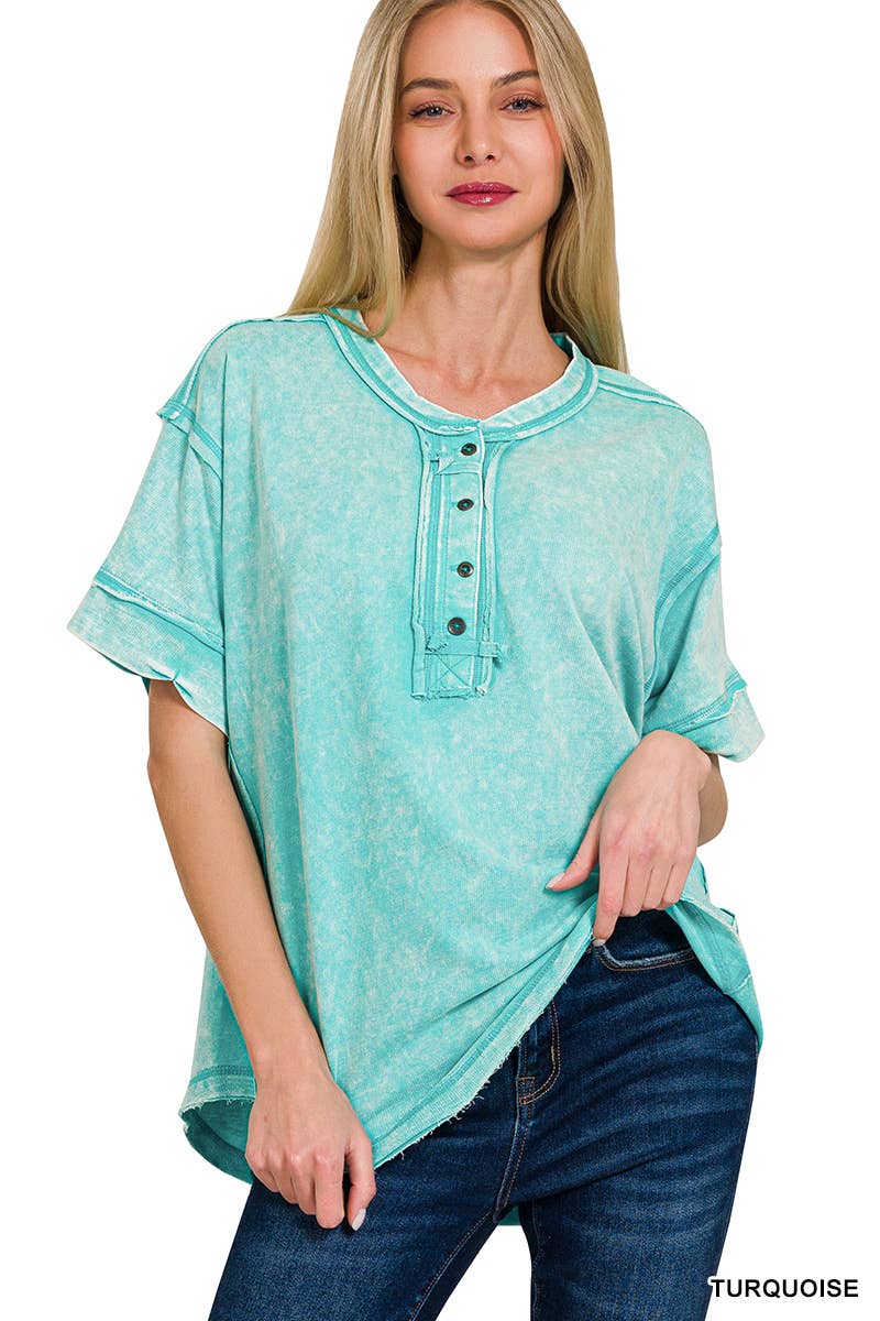 42POPS - `.Washed Raw Edge Detailed Button Closure Top