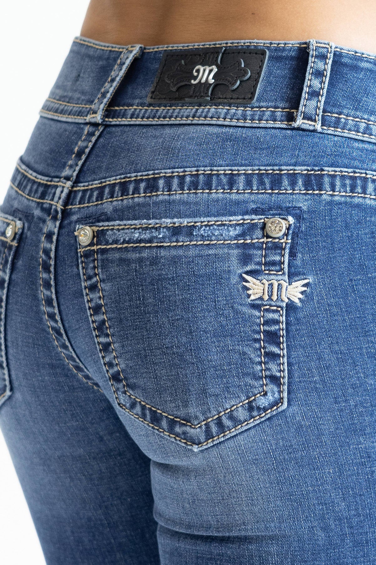 Miss Me - M3636B95V- 32" midrise bootcut jeans