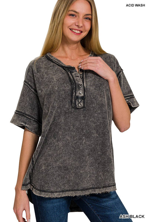 42POPS - .SI-26055 Washed Raw Edge Detailed Button Closure Top