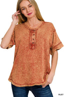 42POPS - .SI-26055 Washed Raw Edge Detailed Button Closure Top