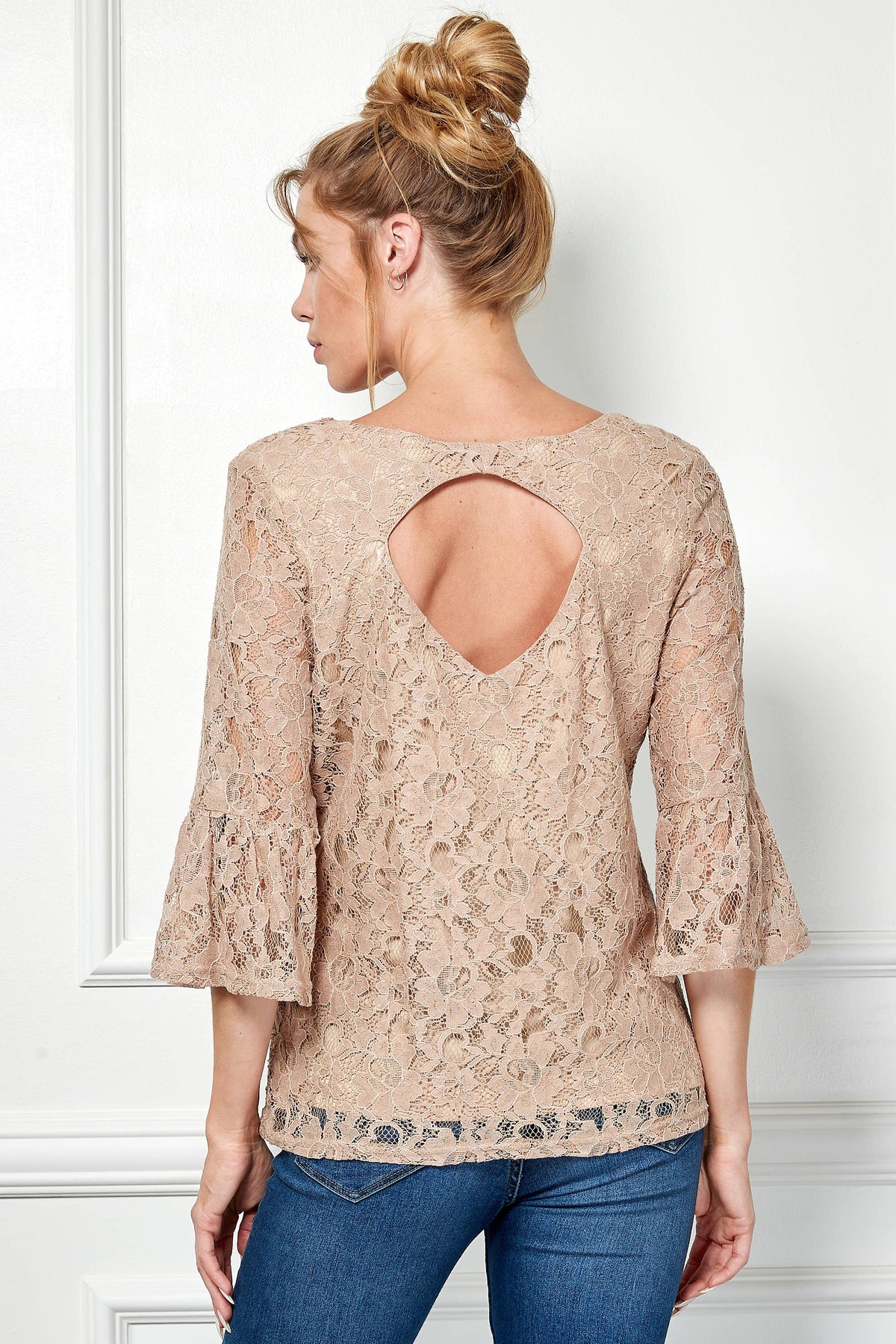 Winslow Collection - V NECK ELBOW SLEEVE LACE TOP G9018250P