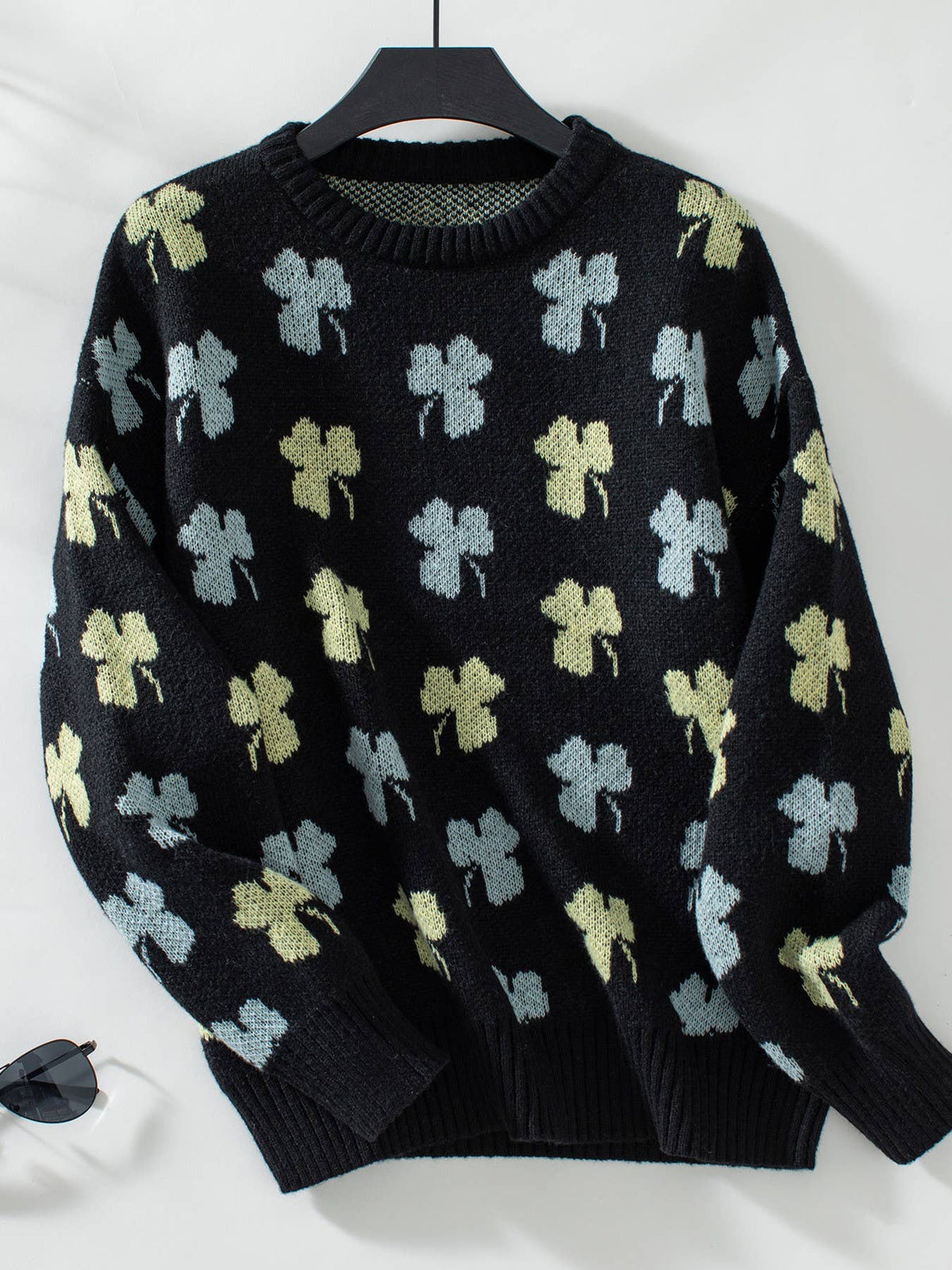 Hope & Sunshine - Clover Pattern Knit Pullover Sweater