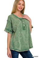 42POPS - .SI-26055 Washed Raw Edge Detailed Button Closure Top