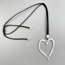 Ole - Hollow Heart Shaped Necklace