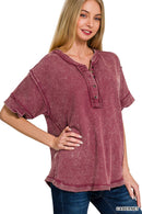 42POPS - `.Washed Raw Edge Detailed Button Closure Top
