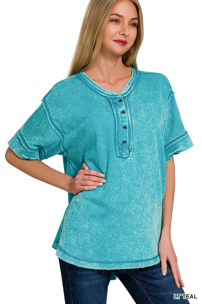 42POPS - `.Washed Raw Edge Detailed Button Closure Top