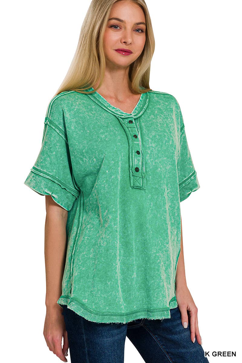 42POPS - .SI-26055 Washed Raw Edge Detailed Button Closure Top