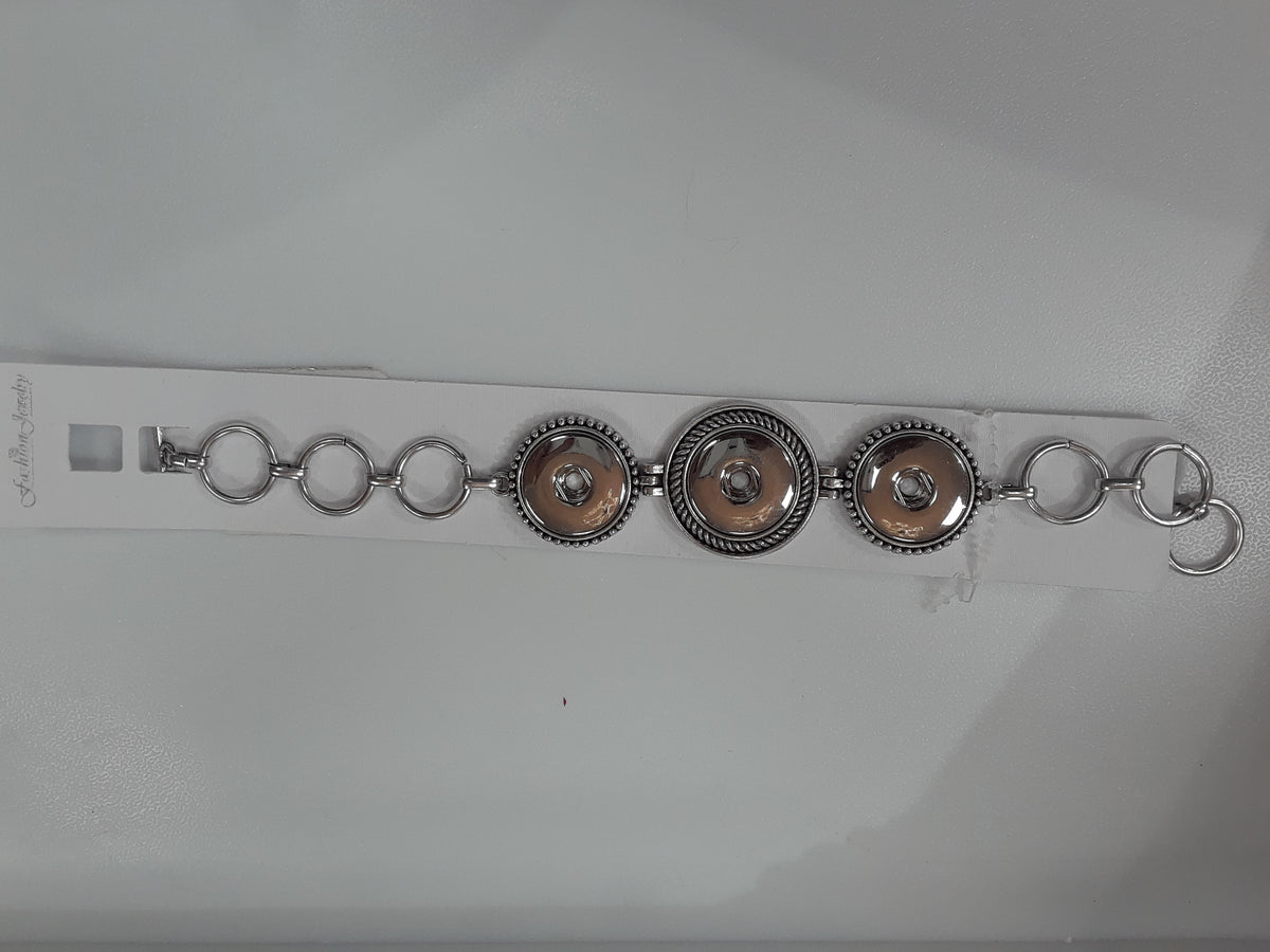 Sandy Snap Three Snaps Silver 18mm Toggle Clasp Bracelet (L20)