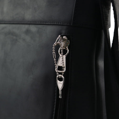 Concealed Carry Delaney Unisex Leather Crossbody by Lady Conceal